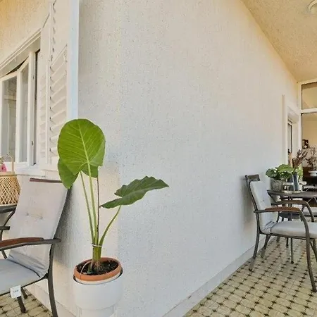 Apartman With Parking Space - 24144