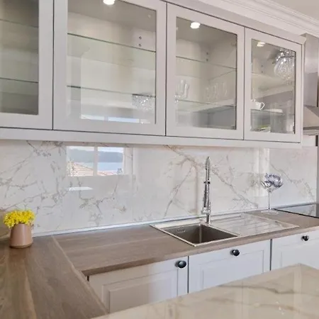 Appartamento With Parking Space - 24144 *